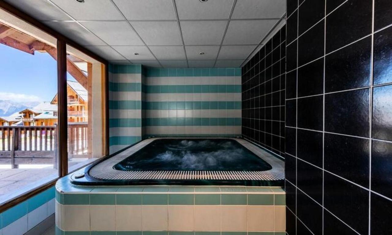 L'Oural Apartment Лез Ор Екстериор снимка